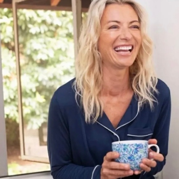 ๐ทHP๐ทNIB Lilly Pulitzer 2 Ceramic Mugs High Maintenance - Picture 14 of 16